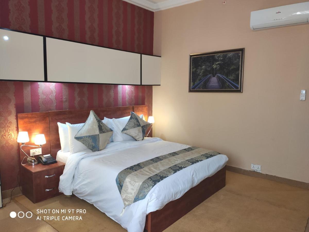Conference Hotel , Abeokuta Ngoại thất bức ảnh