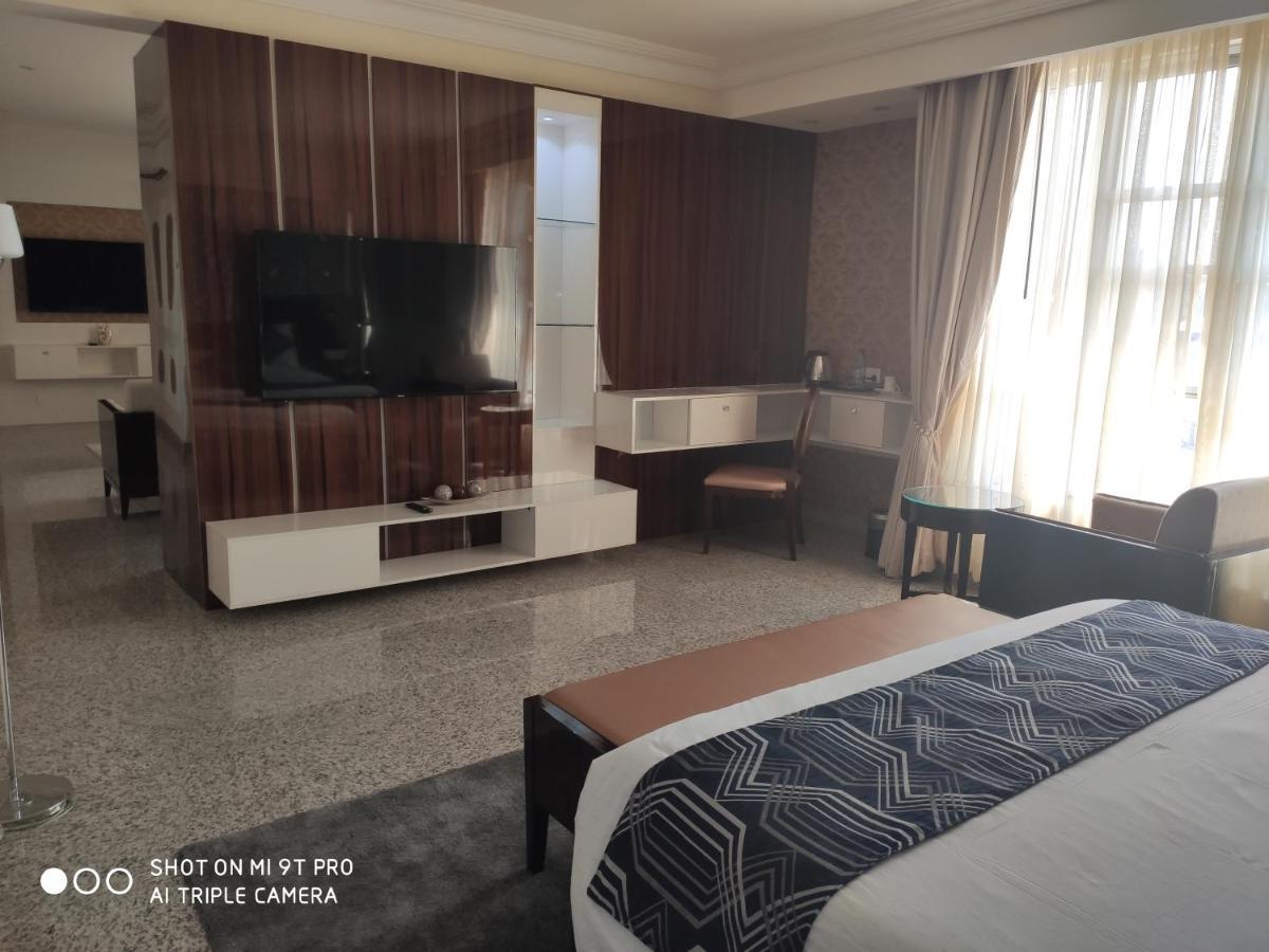 Conference Hotel , Abeokuta Ngoại thất bức ảnh
